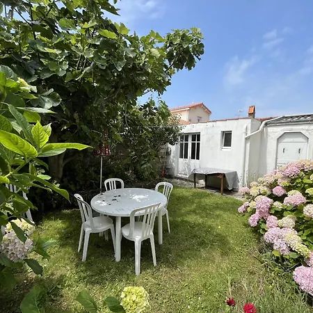 Maison Typique 30 S Proche Сasa de vacaciones Saint Gilles Croix de vie